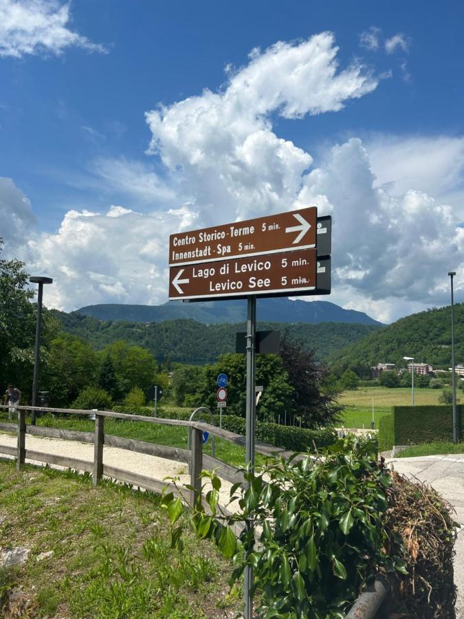 레비코온천 Casa Carolina B&B 외부 사진